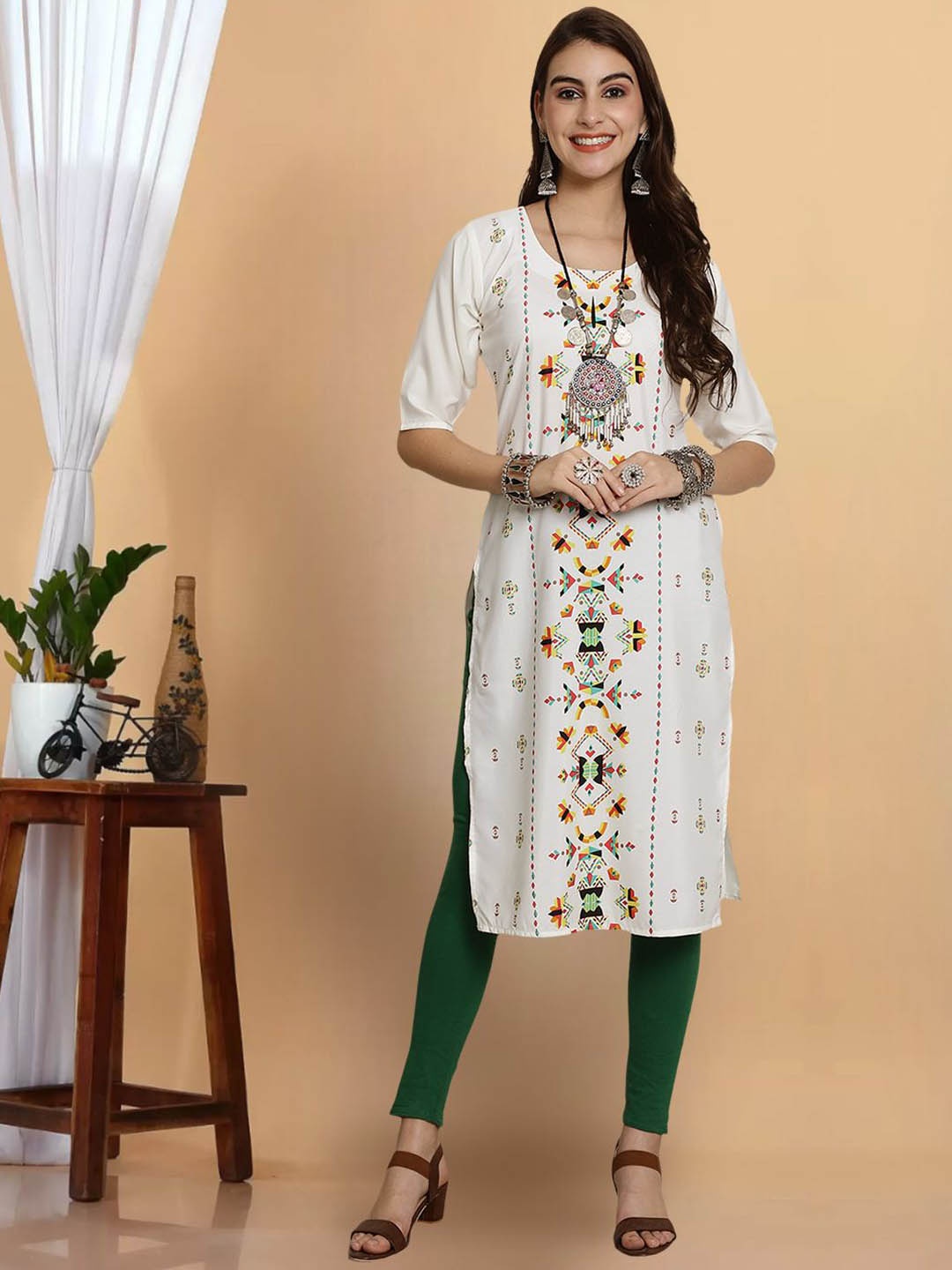 

7Threads Women Floral Printed Thread Work Floral Crepe Kurta, Multi