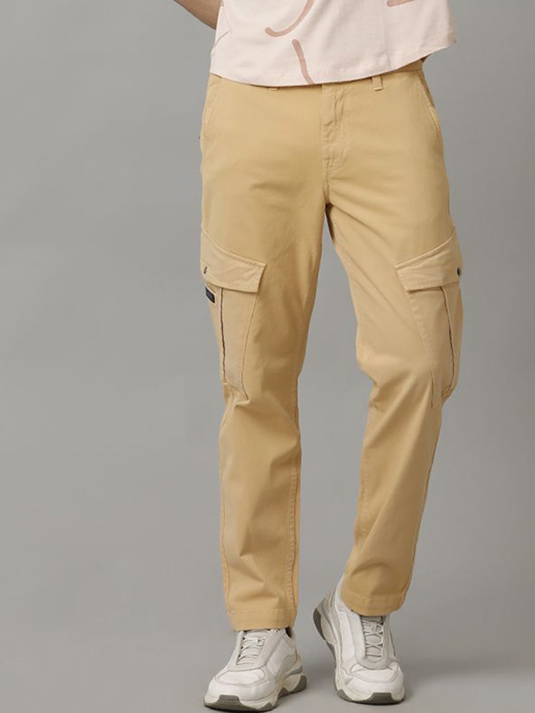 

Voi Jeans Men Cargos Trousers, Yellow