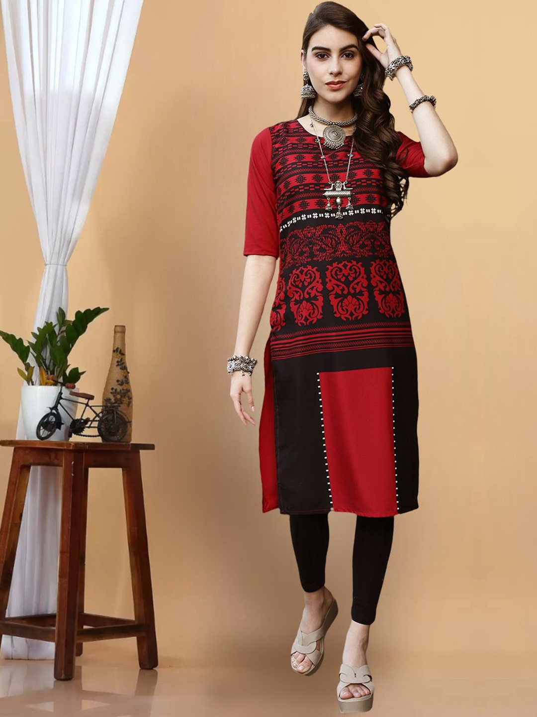 

7Threads Women Printed Keyhole Neck Thread Work Floral Crepe Kurta, Multi
