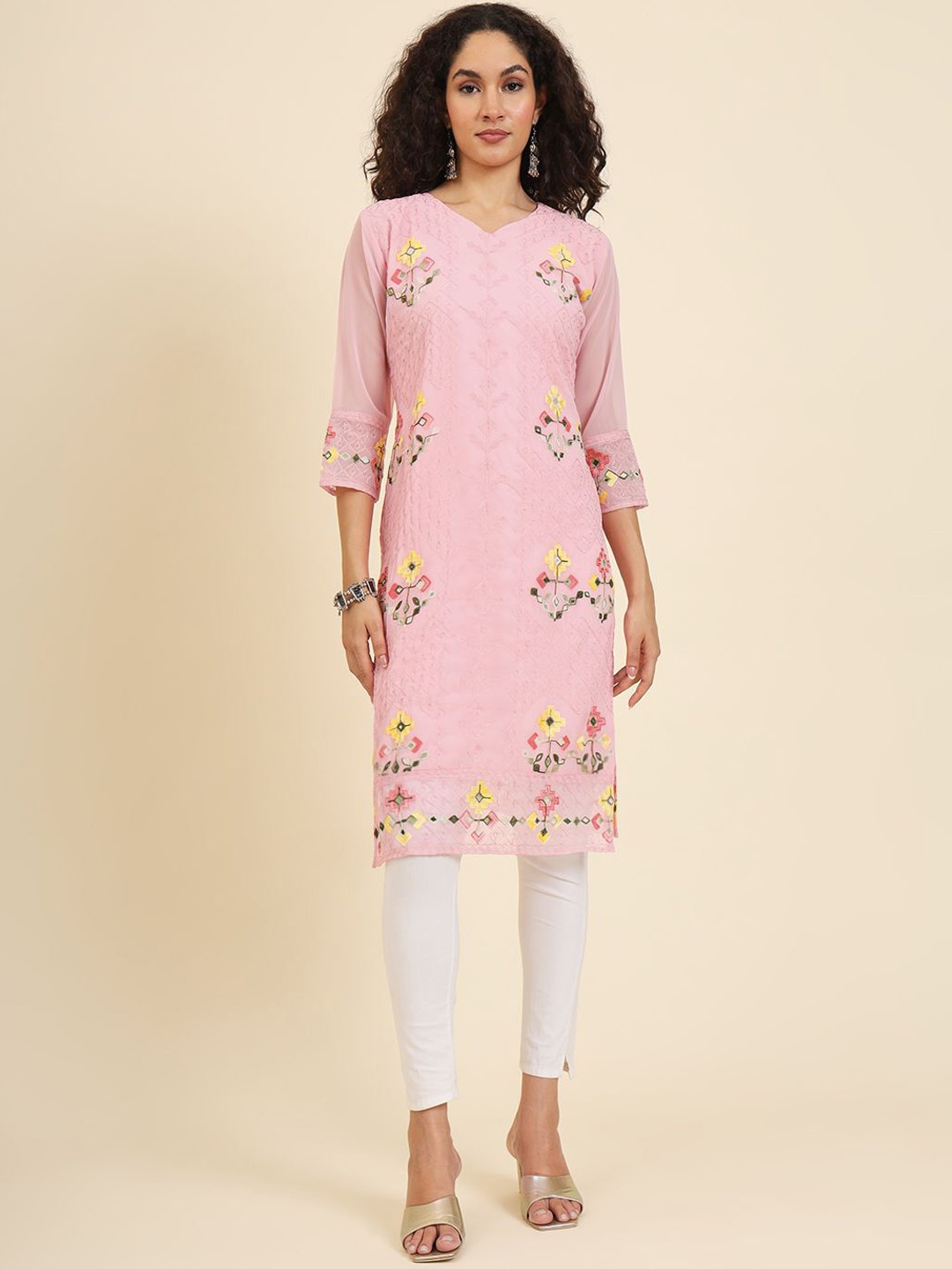 

Ekasya Women Floral Embroidered Thread Work Georgette Kurta, Pink