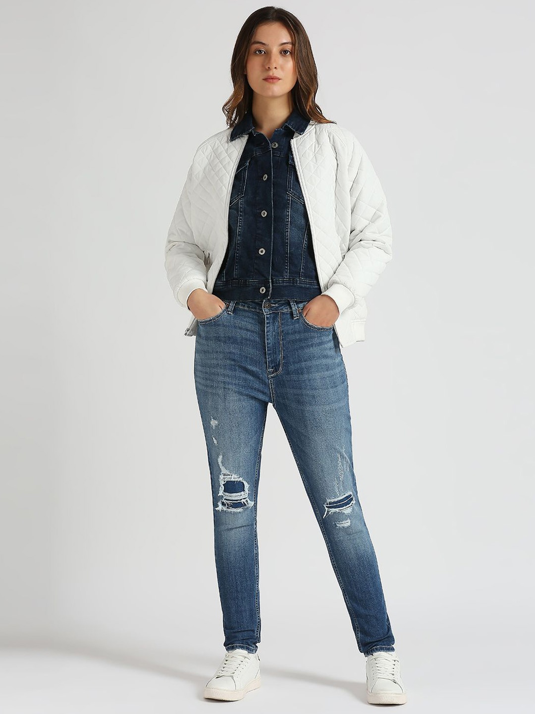 

Pepe Jeans Women Skinny Fit High-Rise Slash Knee Light Fade Stretchable Jeans, Blue