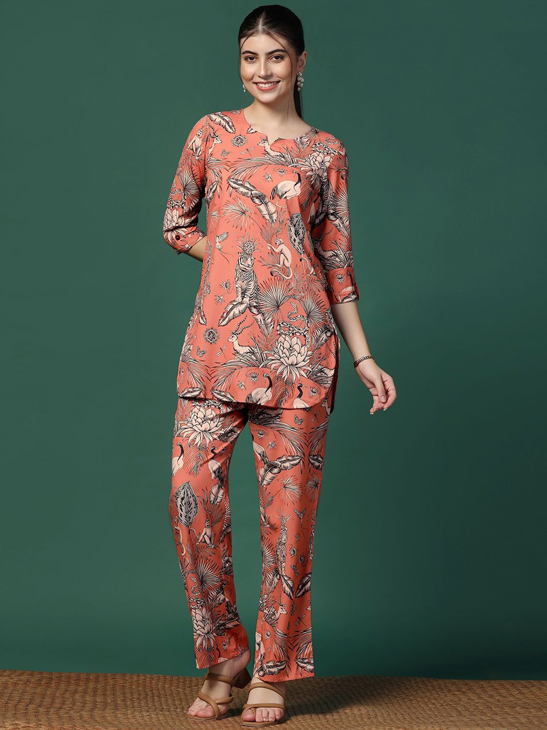 

OMPAX Floral Printed Top & Trousers Co-Ord Set, Peach