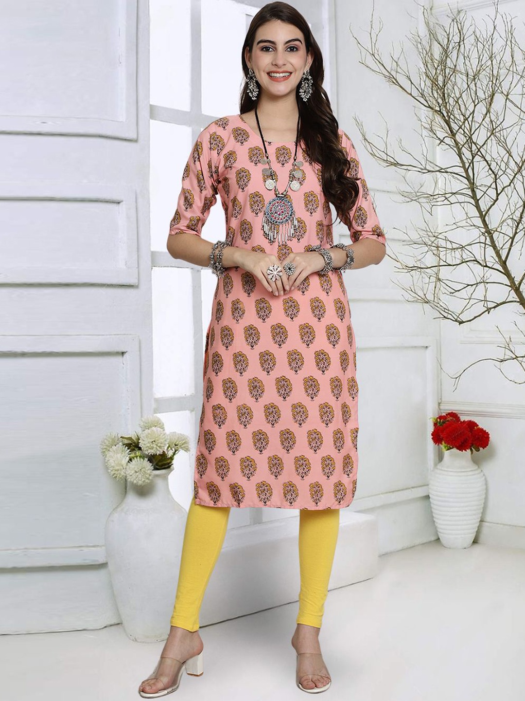 

7Threads Women Printed Sequinned Floral Crepe Kurta, Multi
