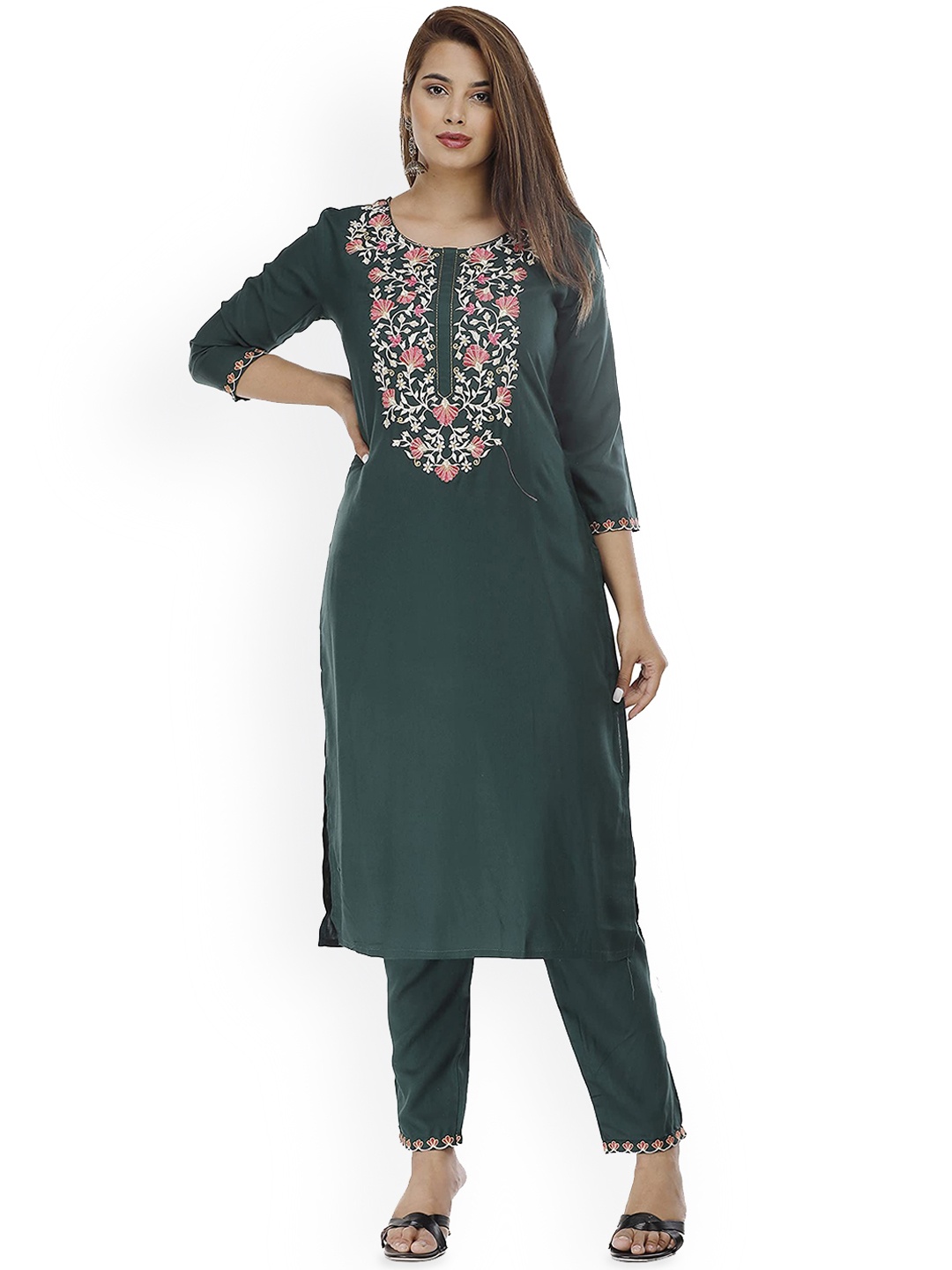 

G4Girl Women Floral Yoke Design Regular Thread Work Kurta with Pyjamas, Green