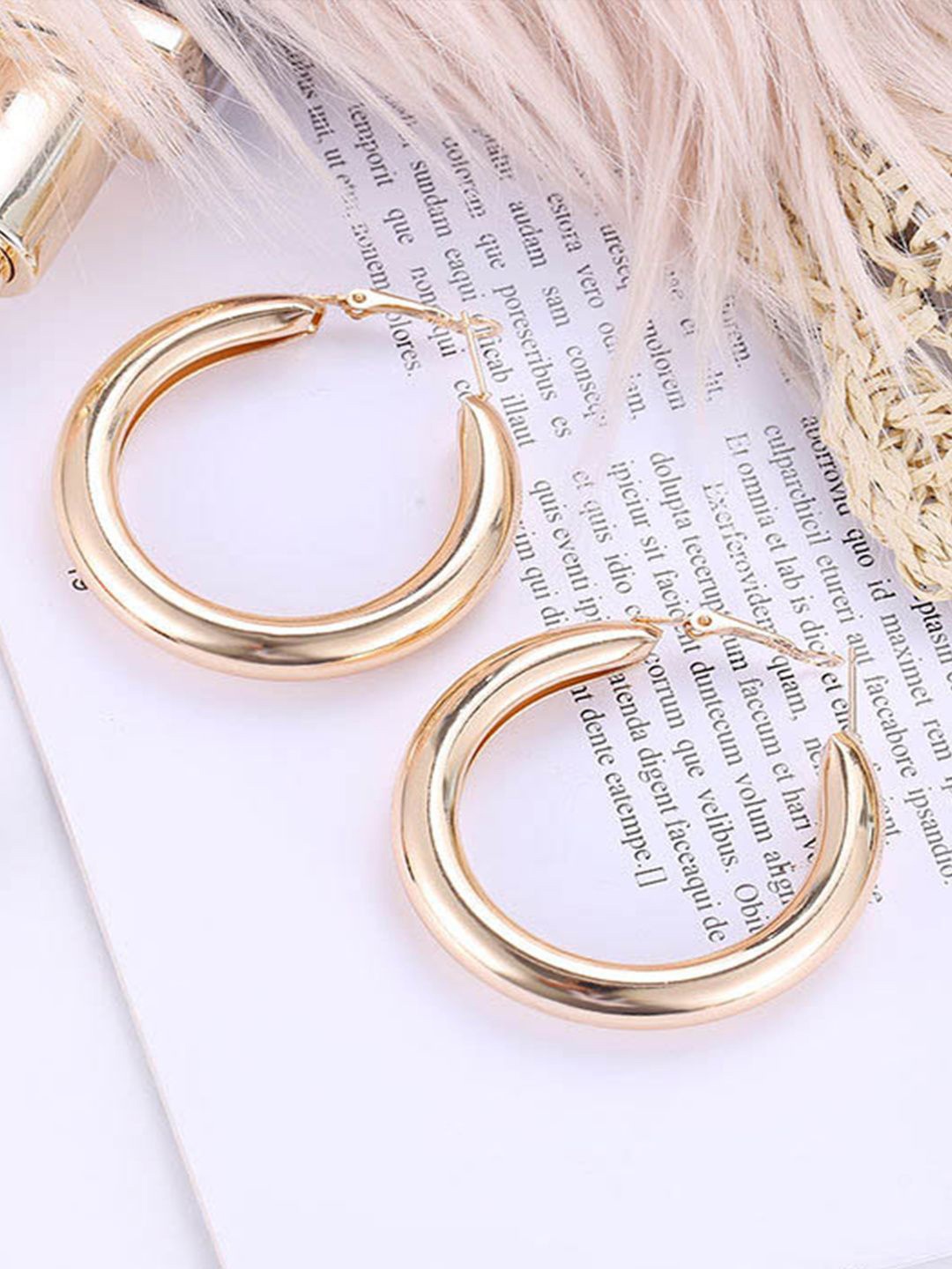 

Niscka Contemporary Hoop Earrings, Gold