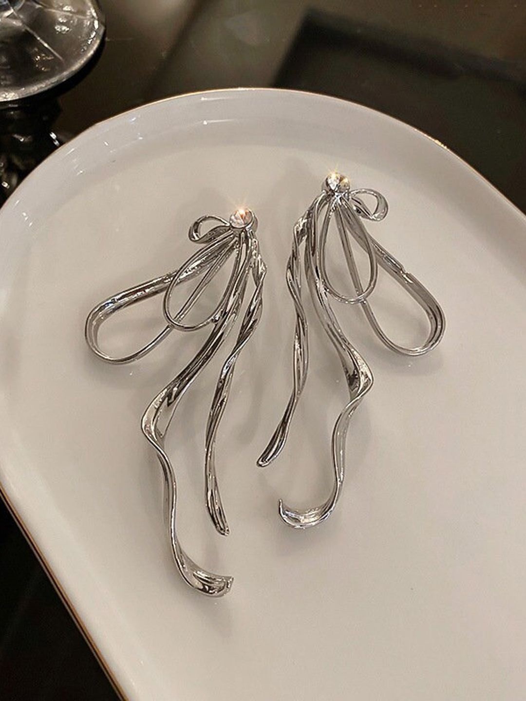

KRENOZ Classic Drop Earrings, Silver
