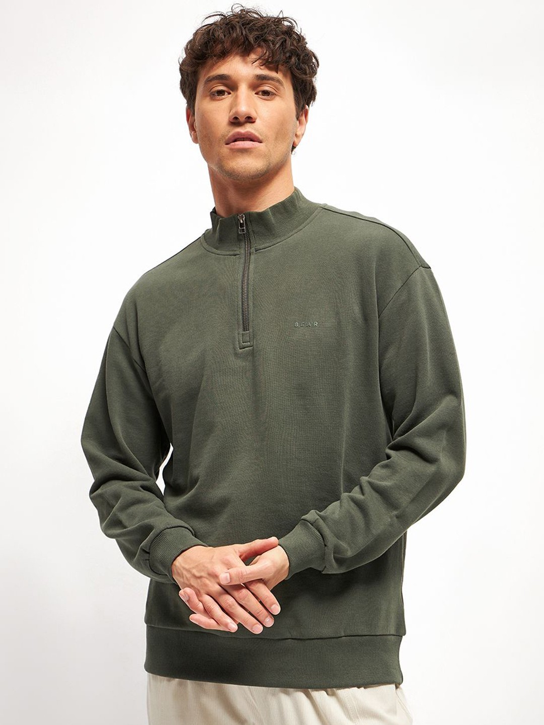 

THE BEAR HOUSE Men Solid Relax Fit High Neck Sweatshirt, Olive