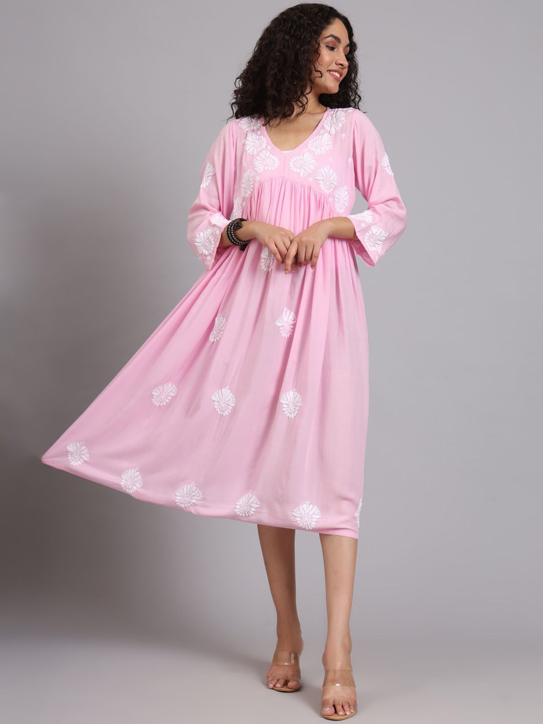 

The Chikan Label Women Striped Flared Sleeves Chikankari Floral Anarkali Kurta, Pink