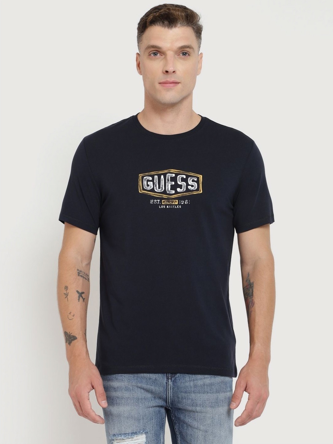 

GUESS Men Typography Henley Neck Slim Fit T-shirt, Navy blue