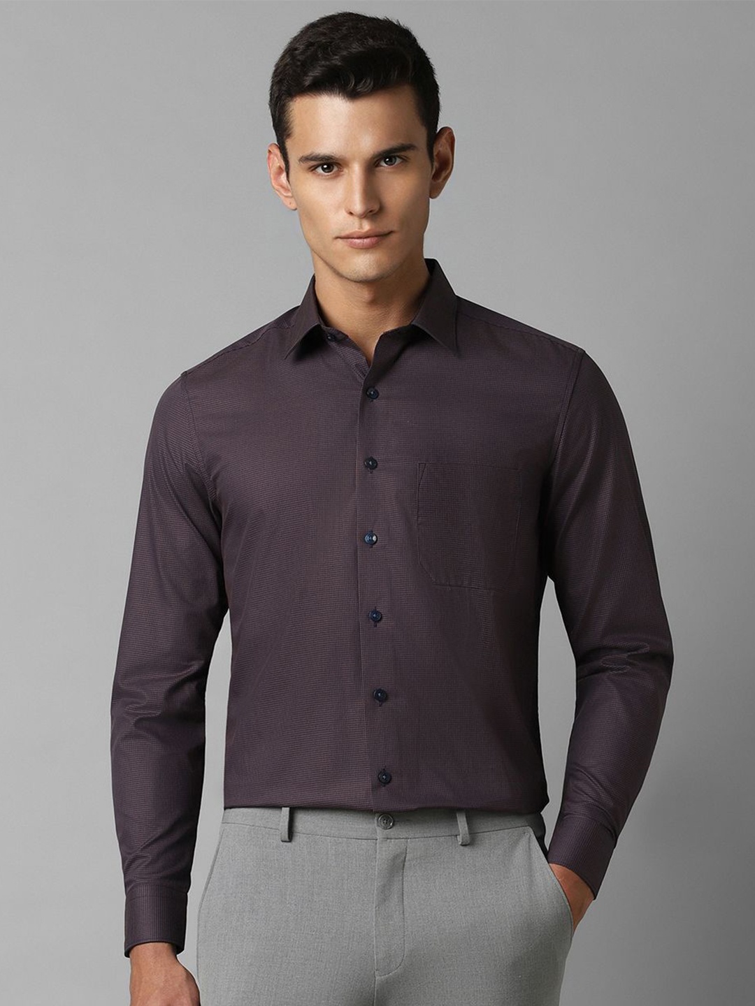 

Louis Philippe Men Slim Fit Opaque Formal Shirt, Purple