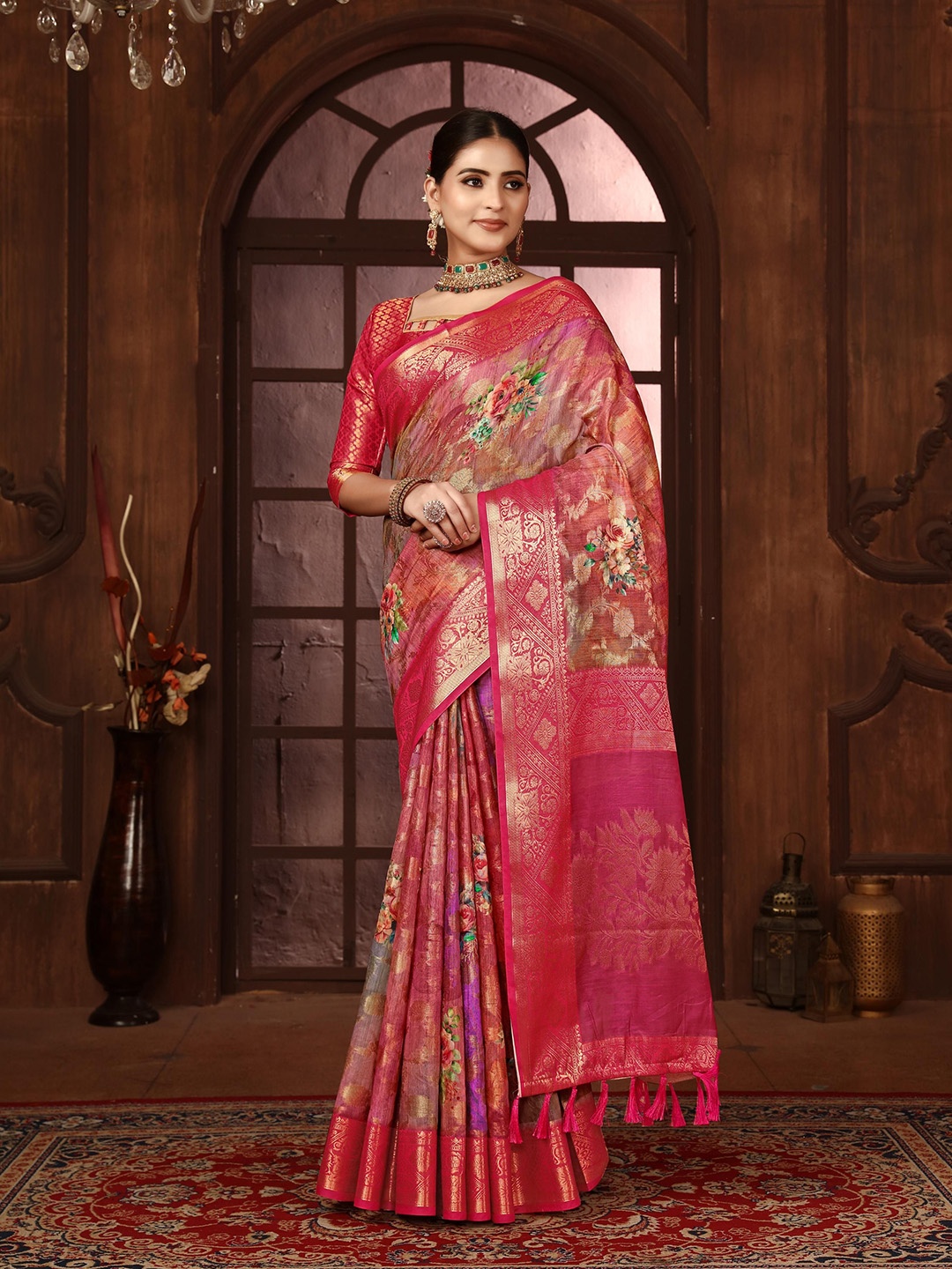 

ALAGINI Floral Zari Silk Blend Saree, Pink