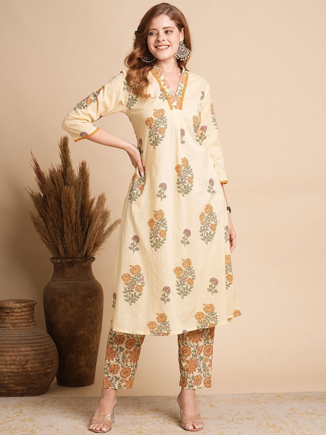 

FASHOR Women Floral Printed Regular Pure Cotton Kurta with Trousers, Yellow