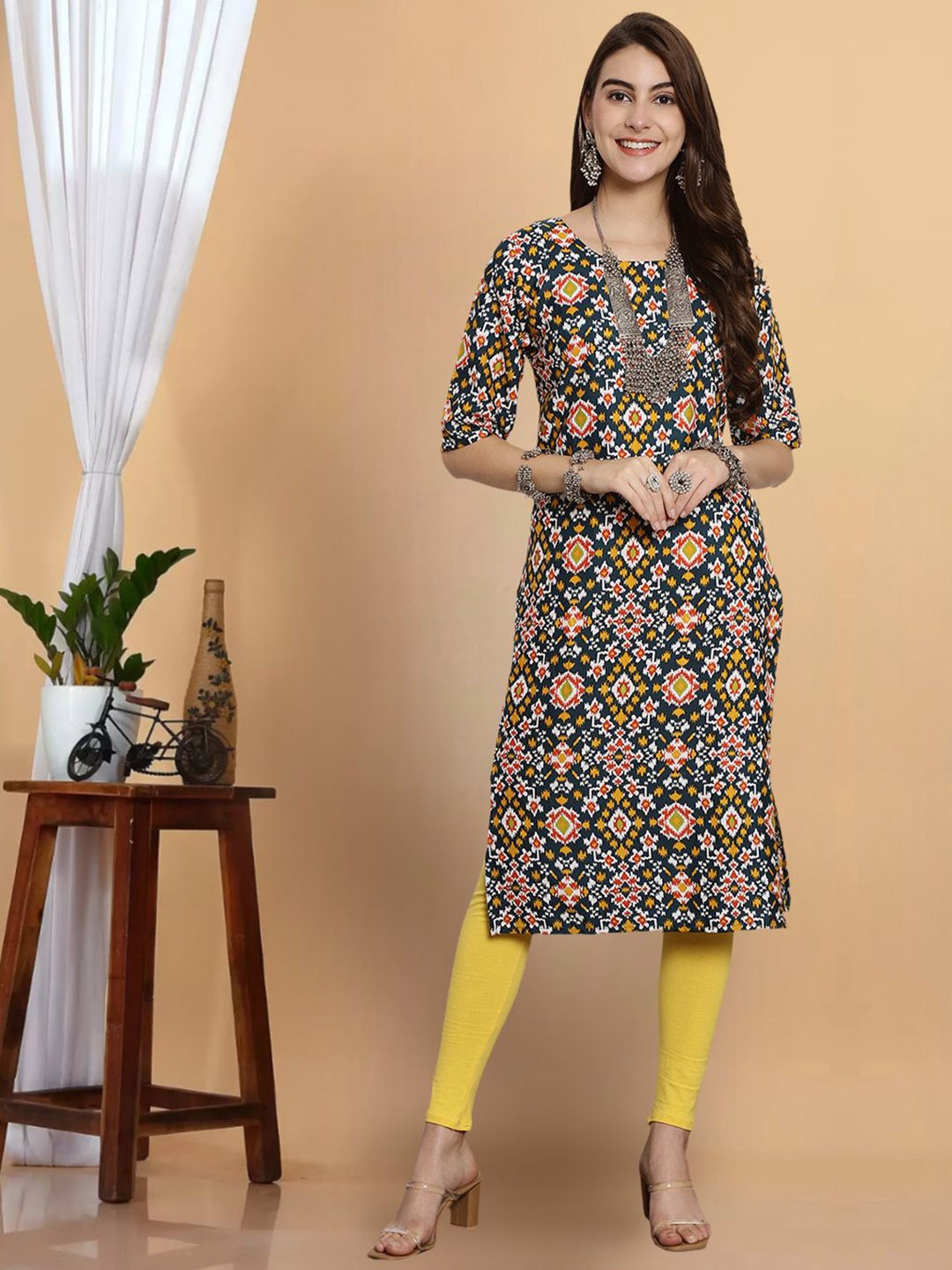 

7Threads Women Printed Flared Sleeves Thread Work Floral Crepe Kurta, Multi