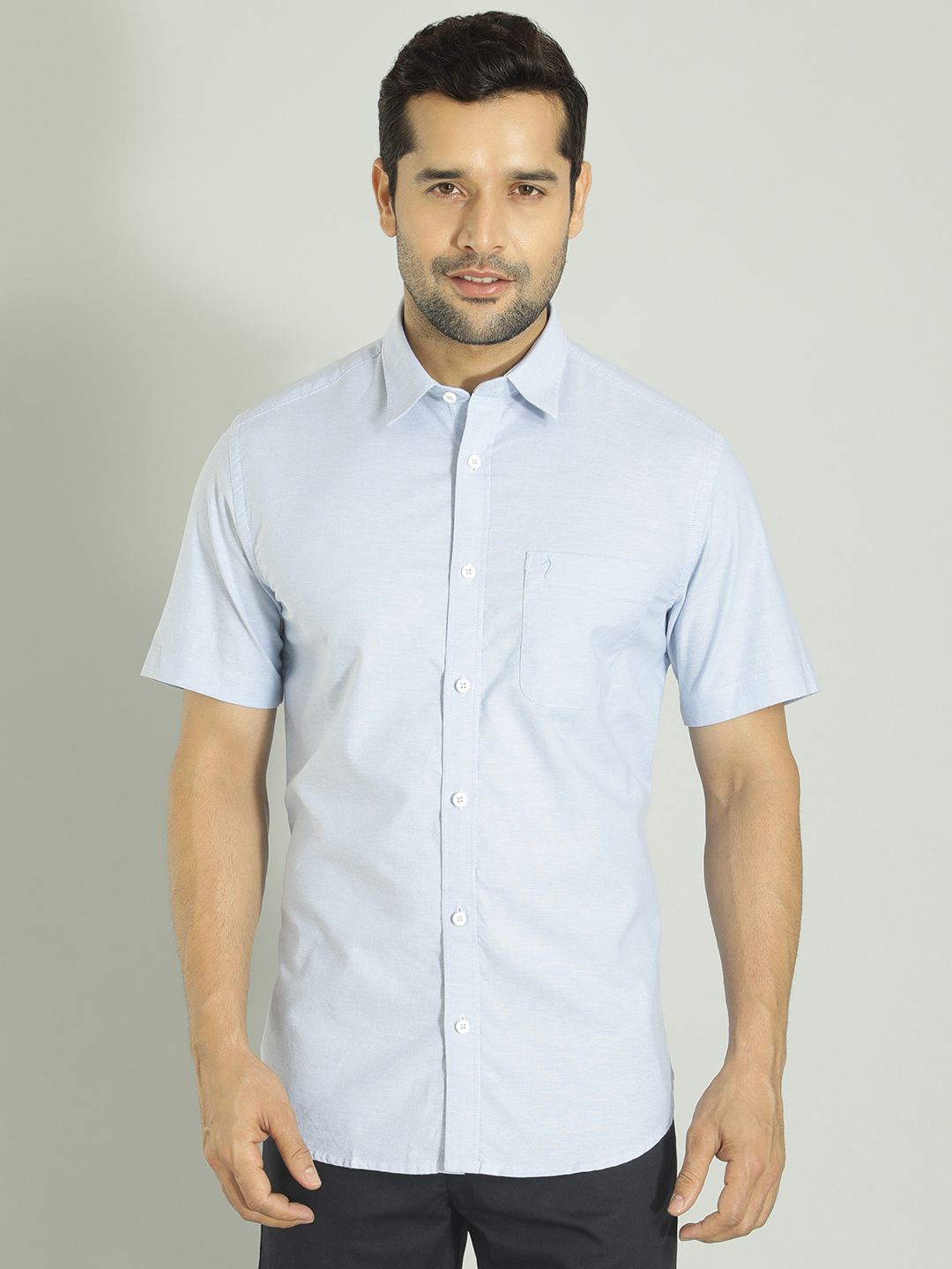 

Indian Terrain Men India Slim Spread Collar Solid Cotton Slim Fit Casual Shirt, Blue