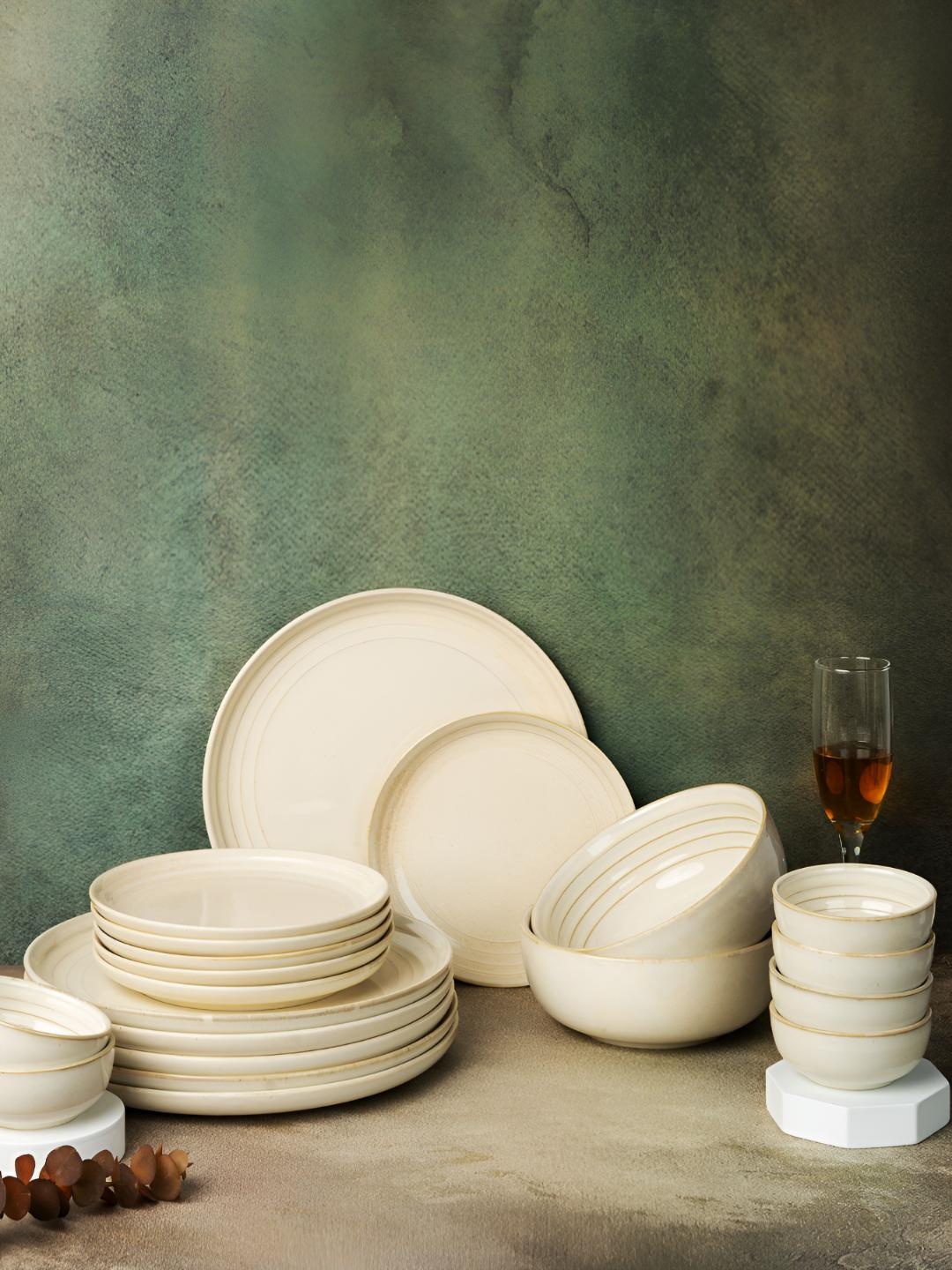 

BODHI HOUSE White 20-Pieces Porcelain Glossy Dinner Set