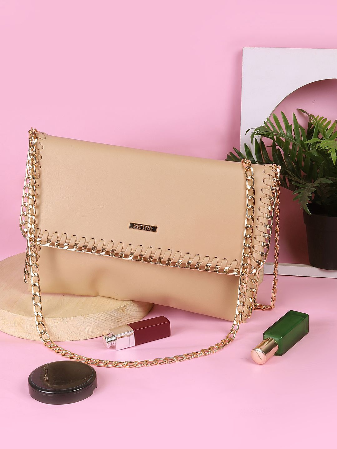 

Metro Envelope Clutch, Beige