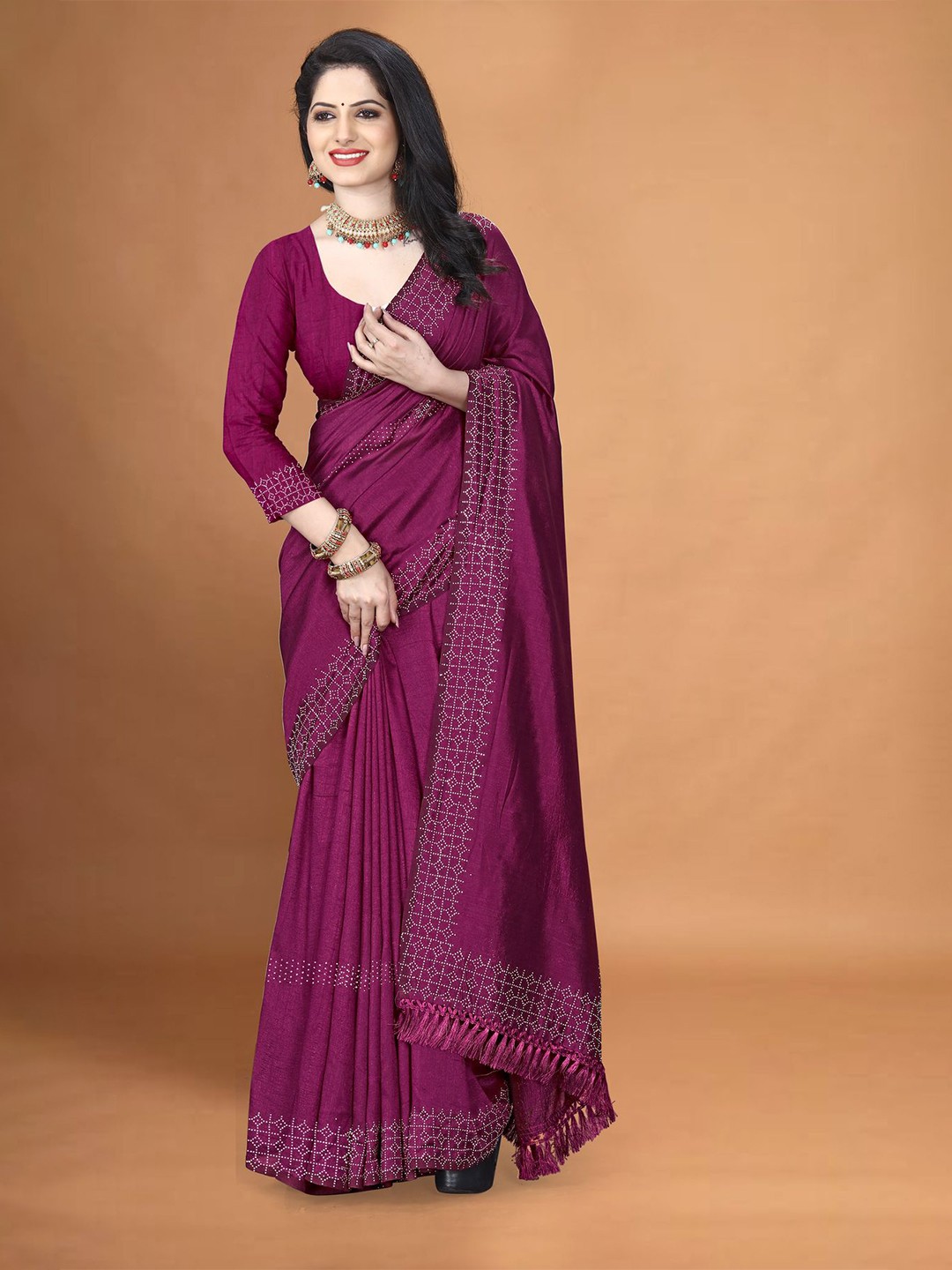 

SANJANA SILK Jute Silk Saree, Magenta
