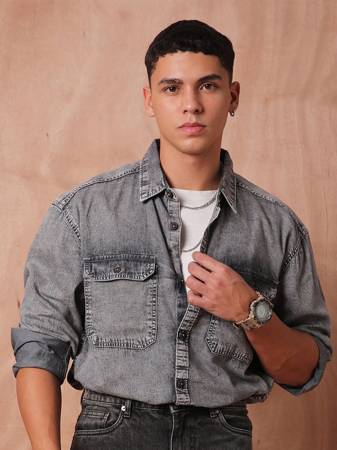 

The Roadster Lifestyle Co Relaxed Fit Longsleeves Shirts, Grey