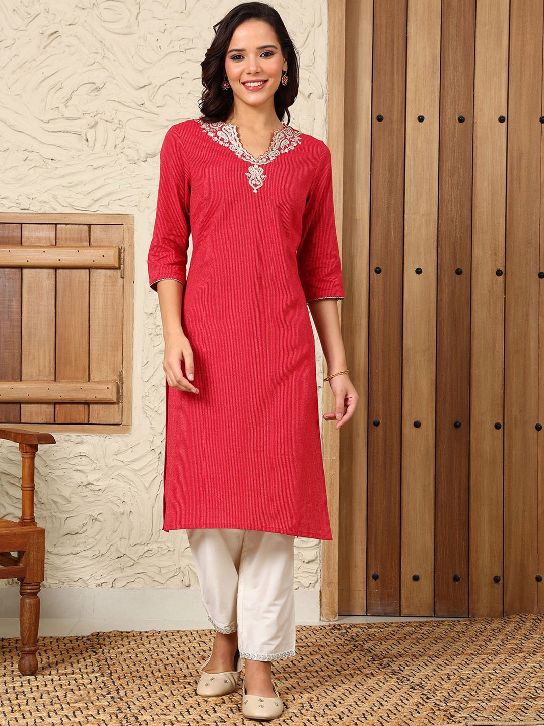 

W Women Flared Sleeves Thread Work Kurta, Pink