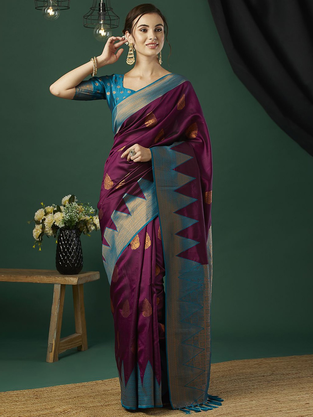 

Tara Wine Woven Design Zari Pure Silk Banarasi Saree, Purple