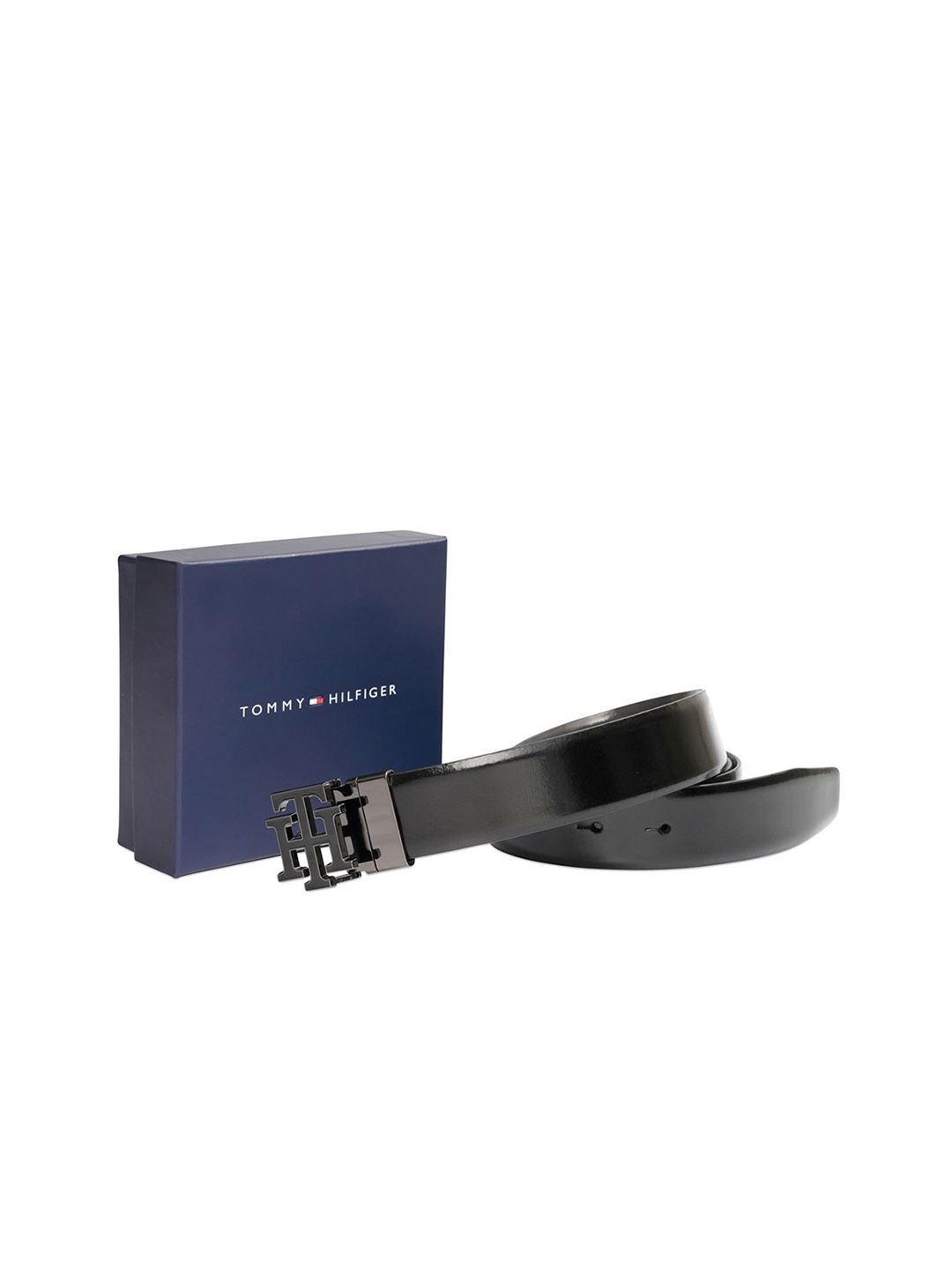 

Tommy Hilfiger Men Textured Leather Reversible Formal Belt, Black