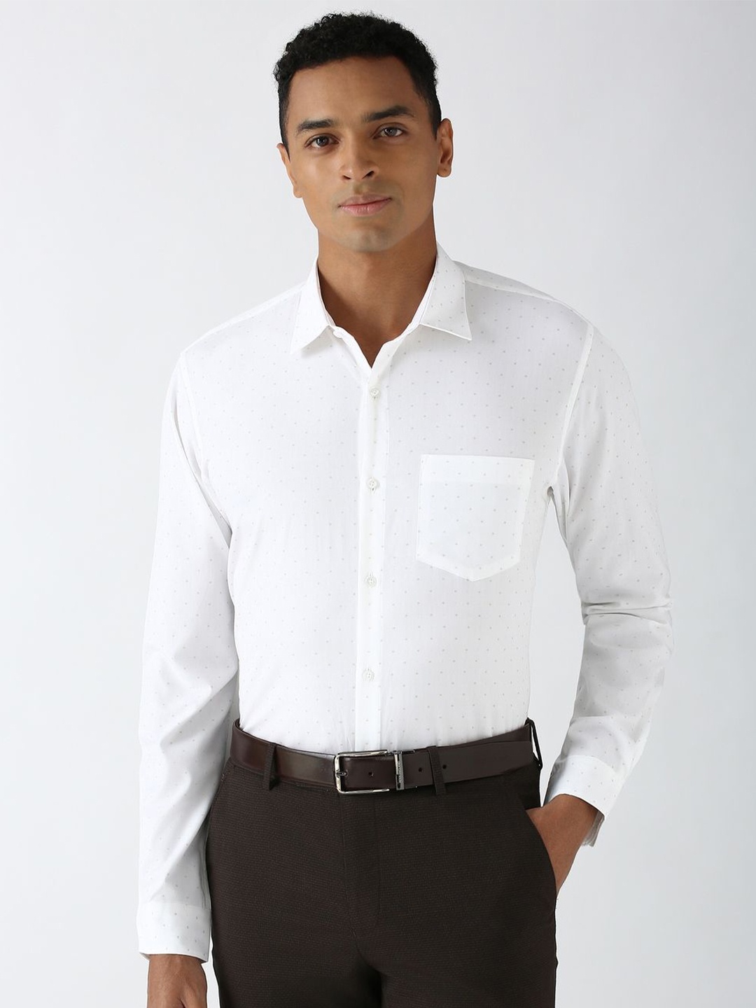 

Peter England Men Slim Fit Opaque Formal Shirt, White