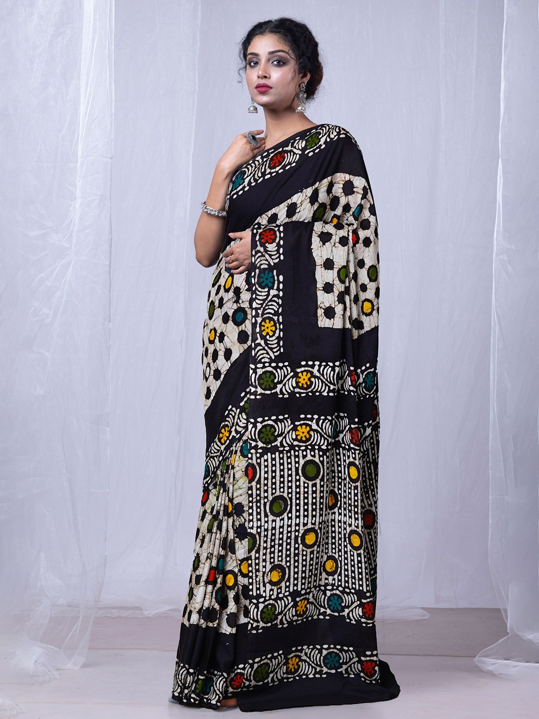 

Unnati Silks Batik Pure Cotton Handloom Block Print Saree, Navy blue