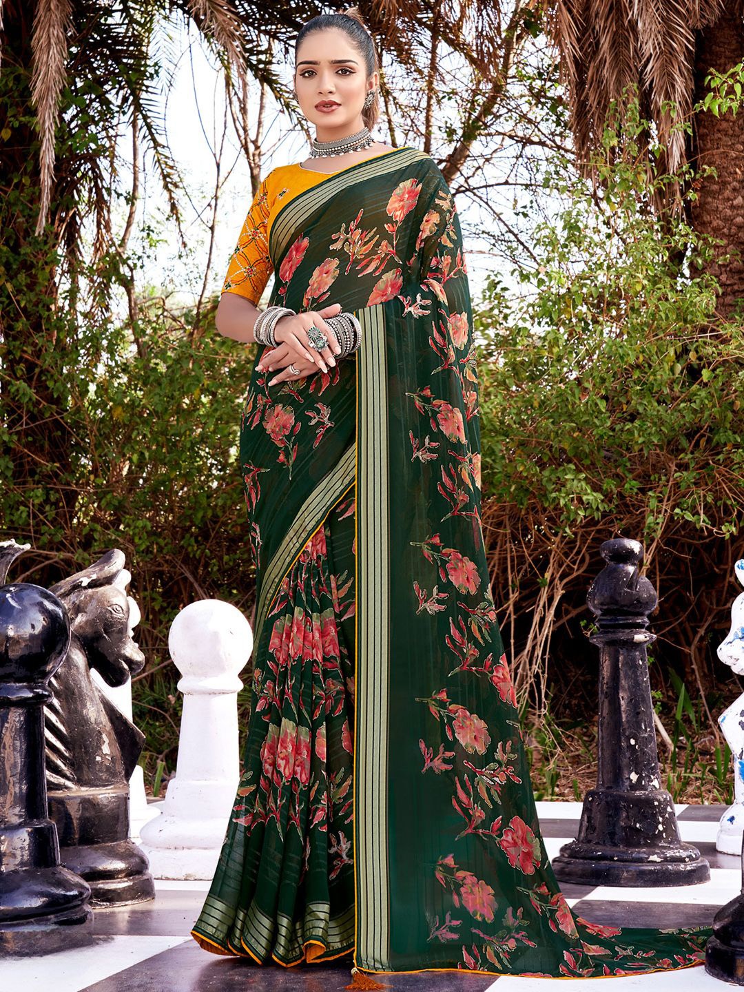

Saree mall Floral Poly Georgette Bagru Sarees, Green