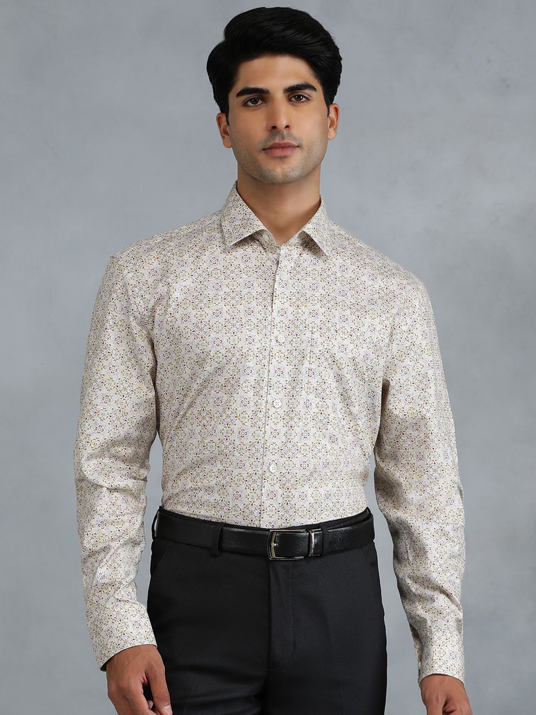 

JADE BLUE Men Floral Opaque Printed Casual Shirt, Cream