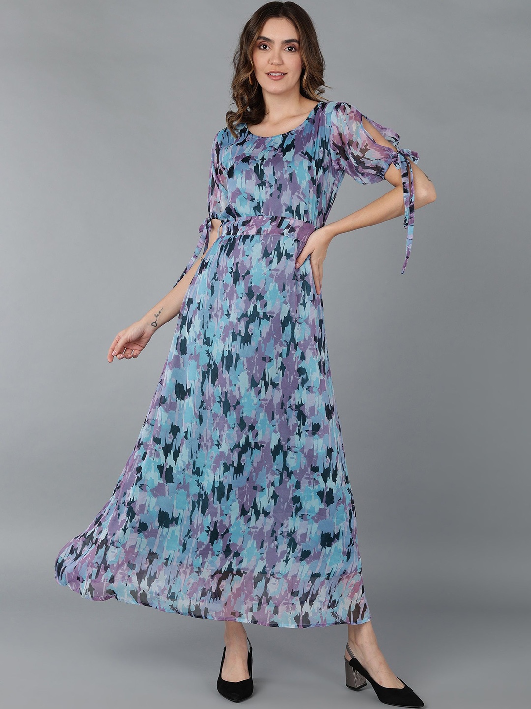 

Murcia Women Floral Printed Slit Sleeve Fit and Flare Dress, Blue
