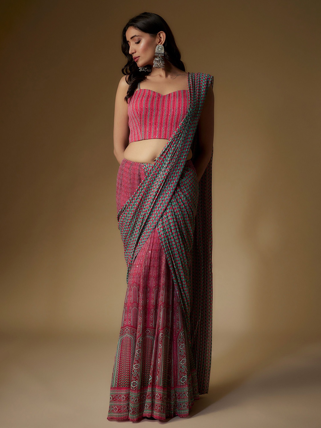 

Maisolos Ethnic Motifs Sequinned Pure Georgette Ready to Wear Saree, Pink