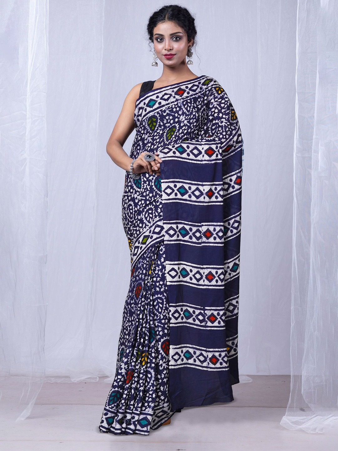 

Unnati Silks Batik Pure Cotton Handloom Block Print Saree, Navy blue