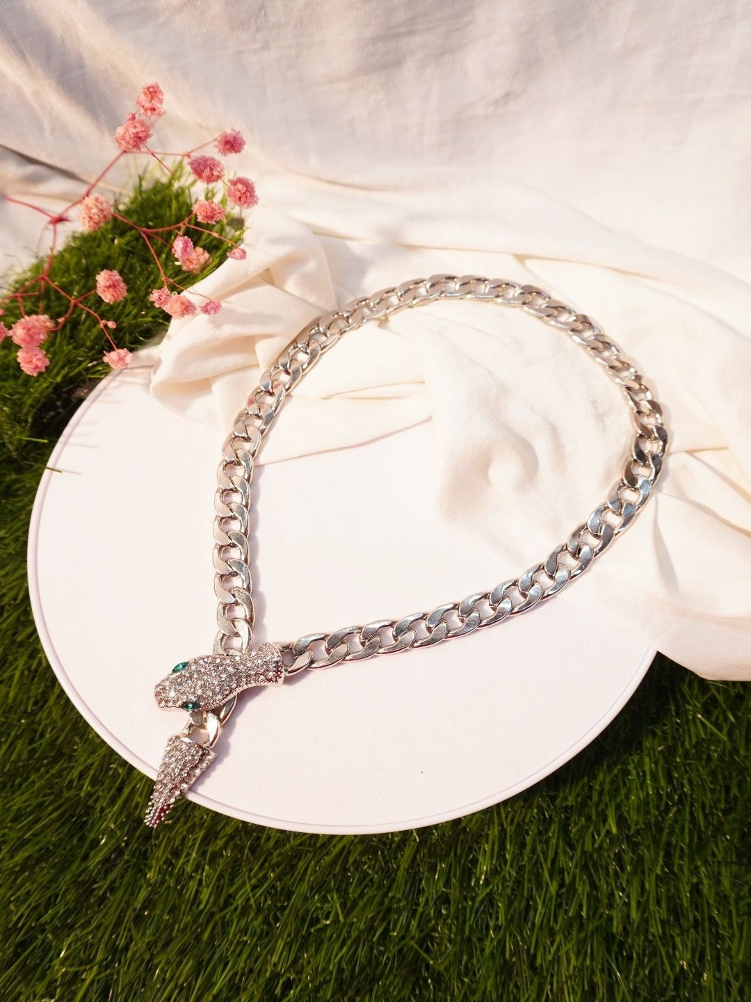 

Niscka Silver Rhodium-Plated Necklace
