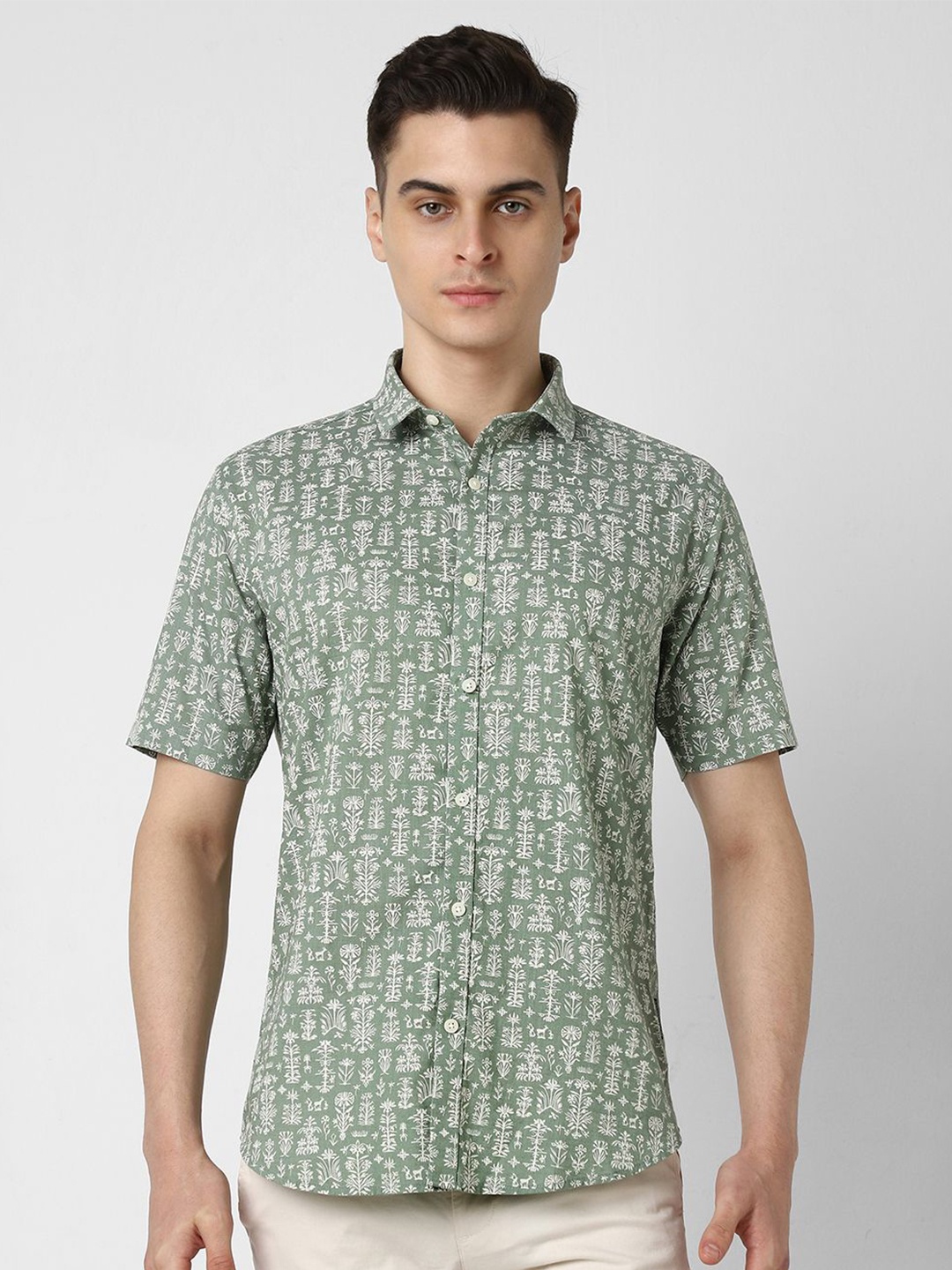 

V Dot Men Slim Fit Opaque Printed Party Shirt, Green