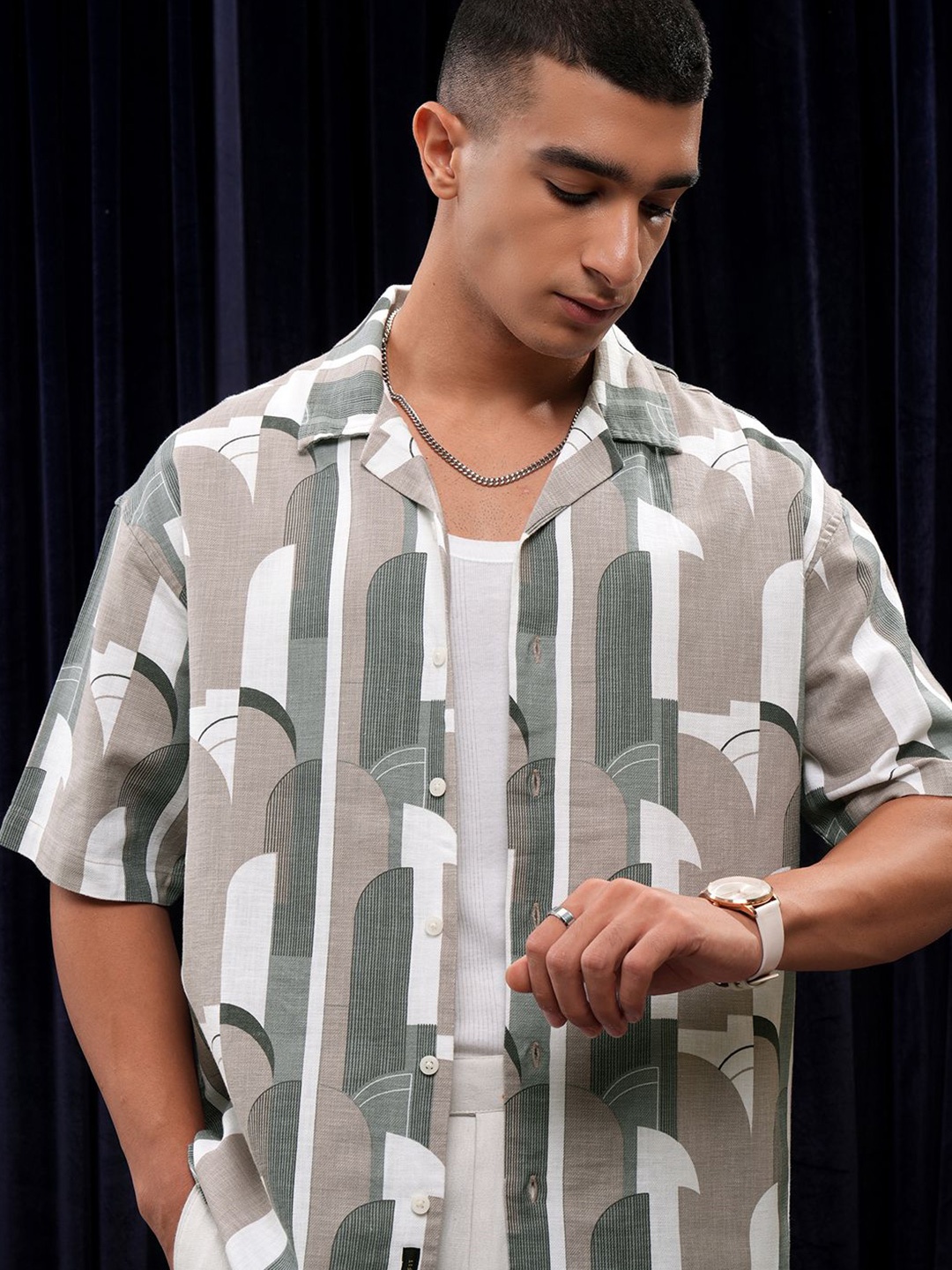 

HIGHLANDER Men Opaque Striped Casual Shirt, Pink
