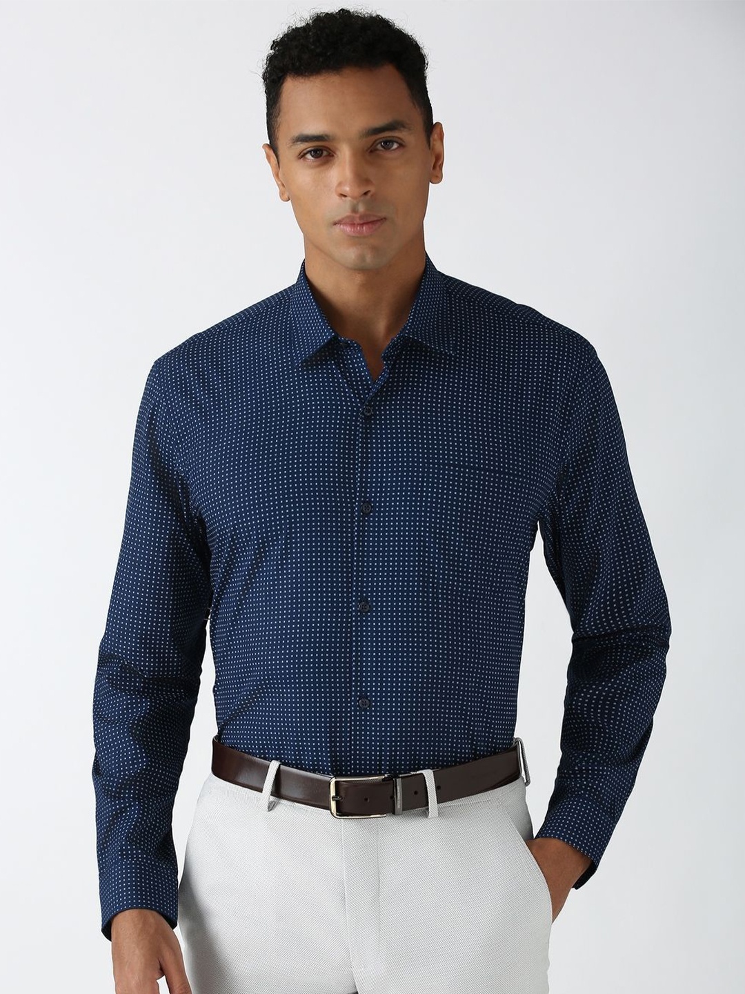 

Peter England Men Grid Tattersall Checks Opaque Checked Formal Shirt, Navy blue