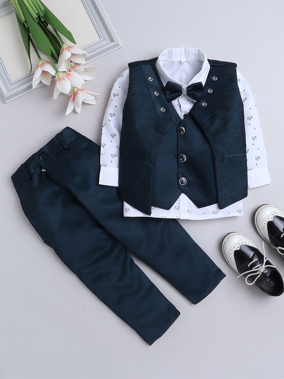 

FOURFOLDS Boys 3-Piece Suit, Turquoise blue