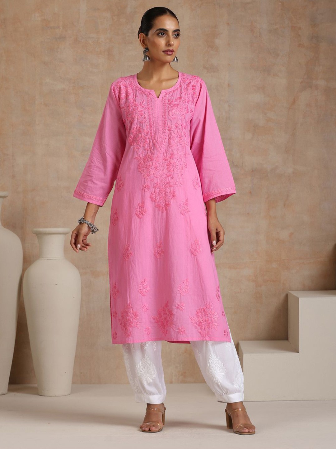 

House of Chikankari Chikankari Woven Kurta, Pink