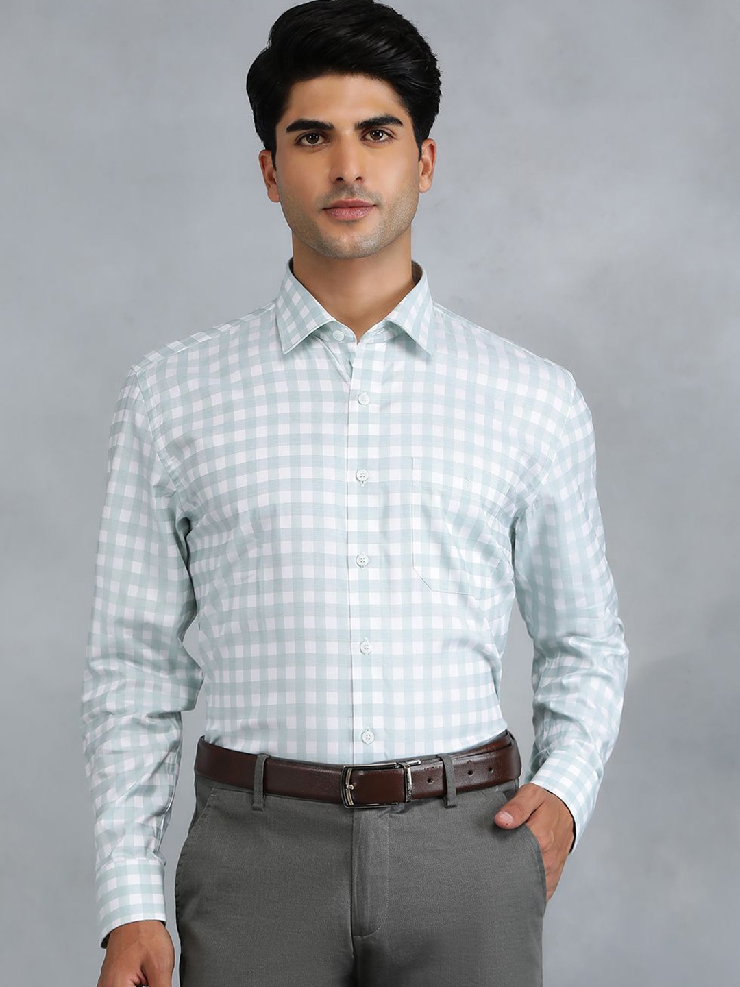 

JADE BLUE Men Gingham Checks Opaque Checked Casual Shirt, Green