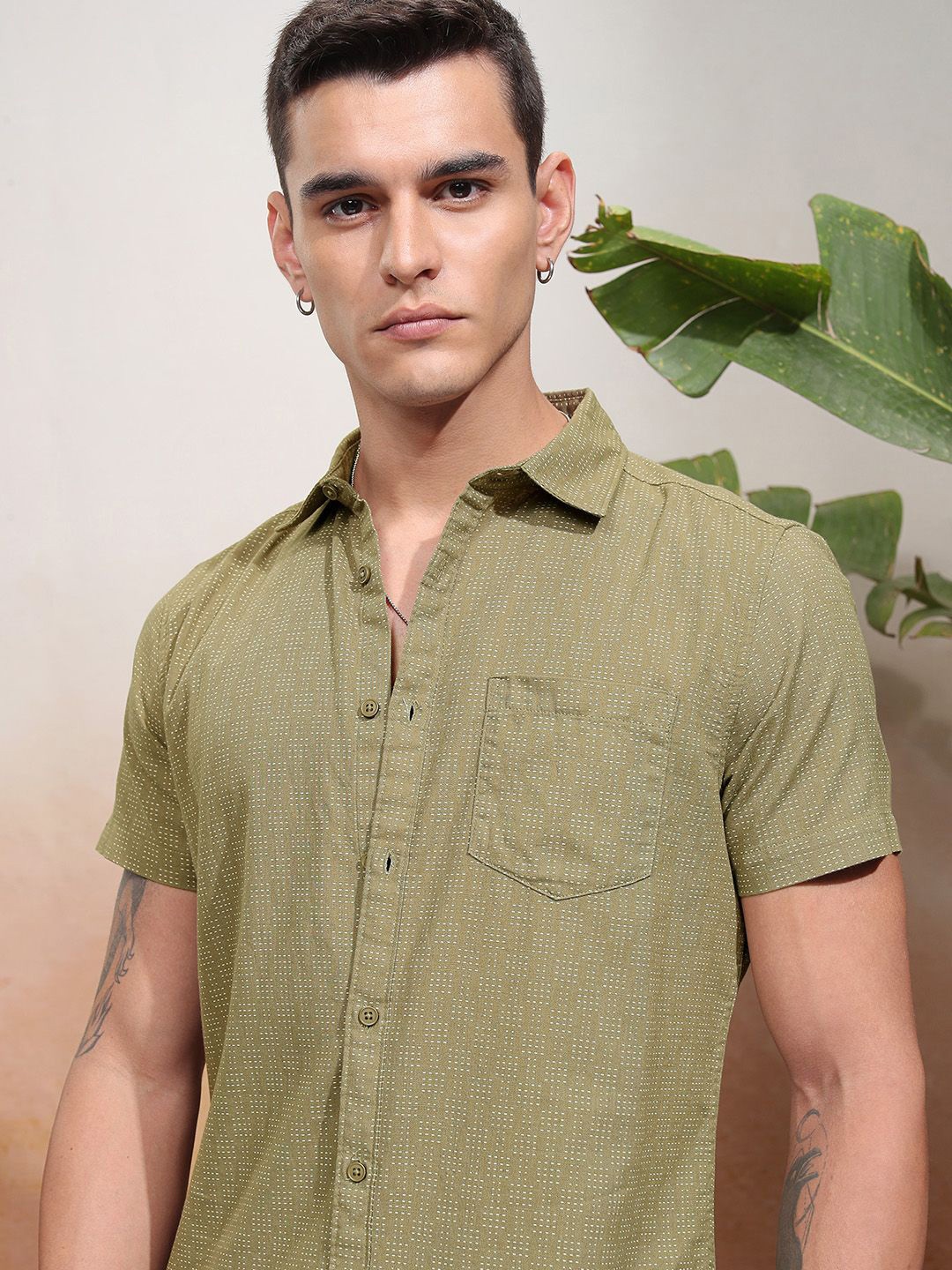 

HIGHLANDER Men Olive Printed Regular Fit Shirt