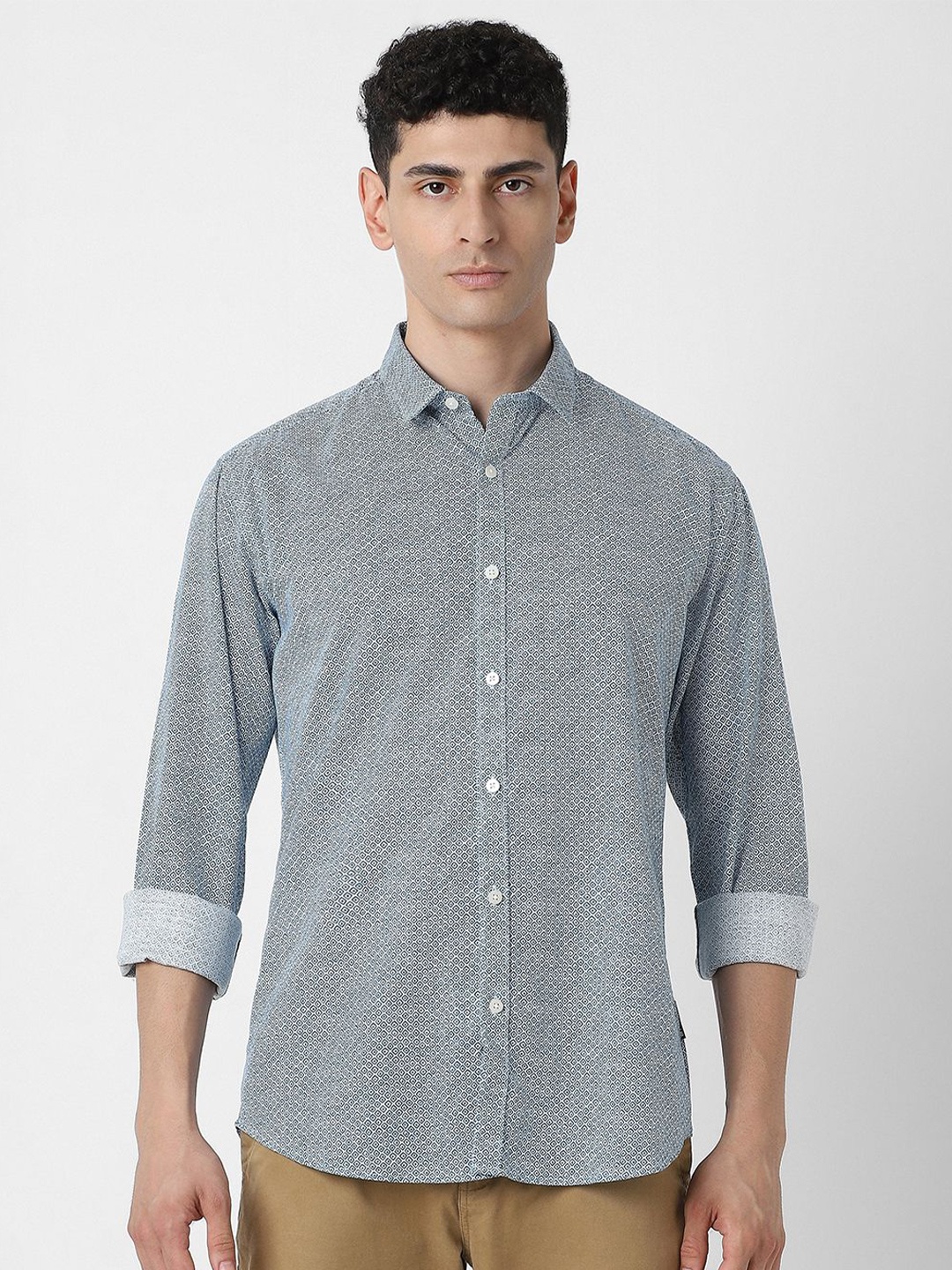 

V Dot Men Slim Fit Opaque Printed Party Shirt, Blue