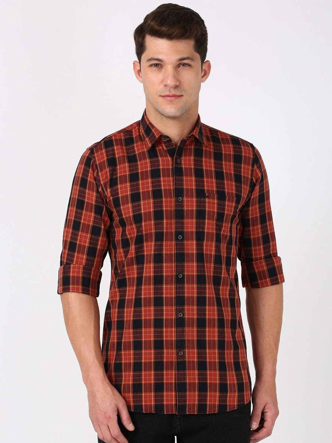 

Peter England Casuals Men Slim Fit Tartan Checks Opaque Checked Casual Shirt, Red