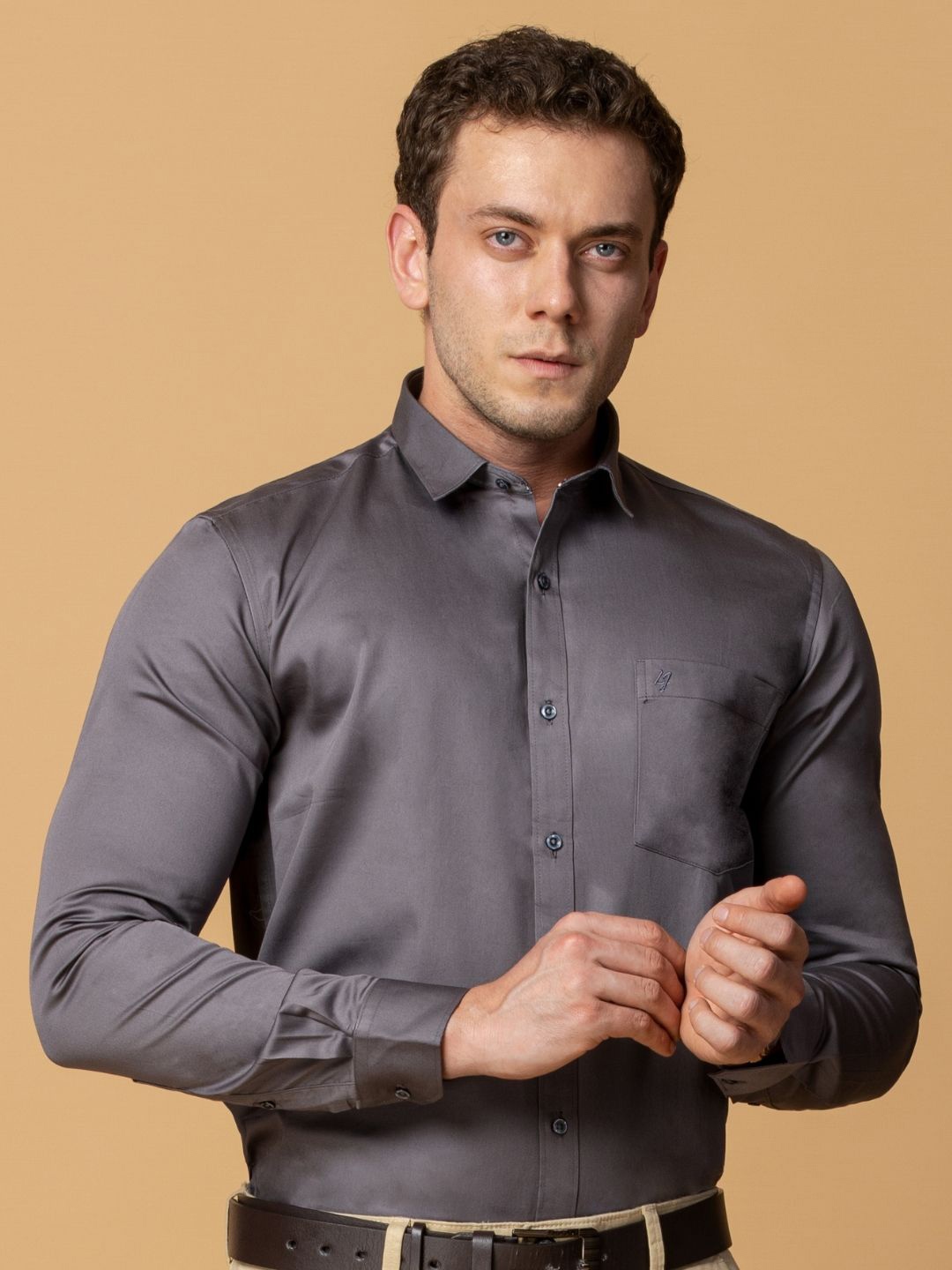 

Berkshire Men Comfort Spread Collar Solid Slim Fit Formal Shirt, Grey