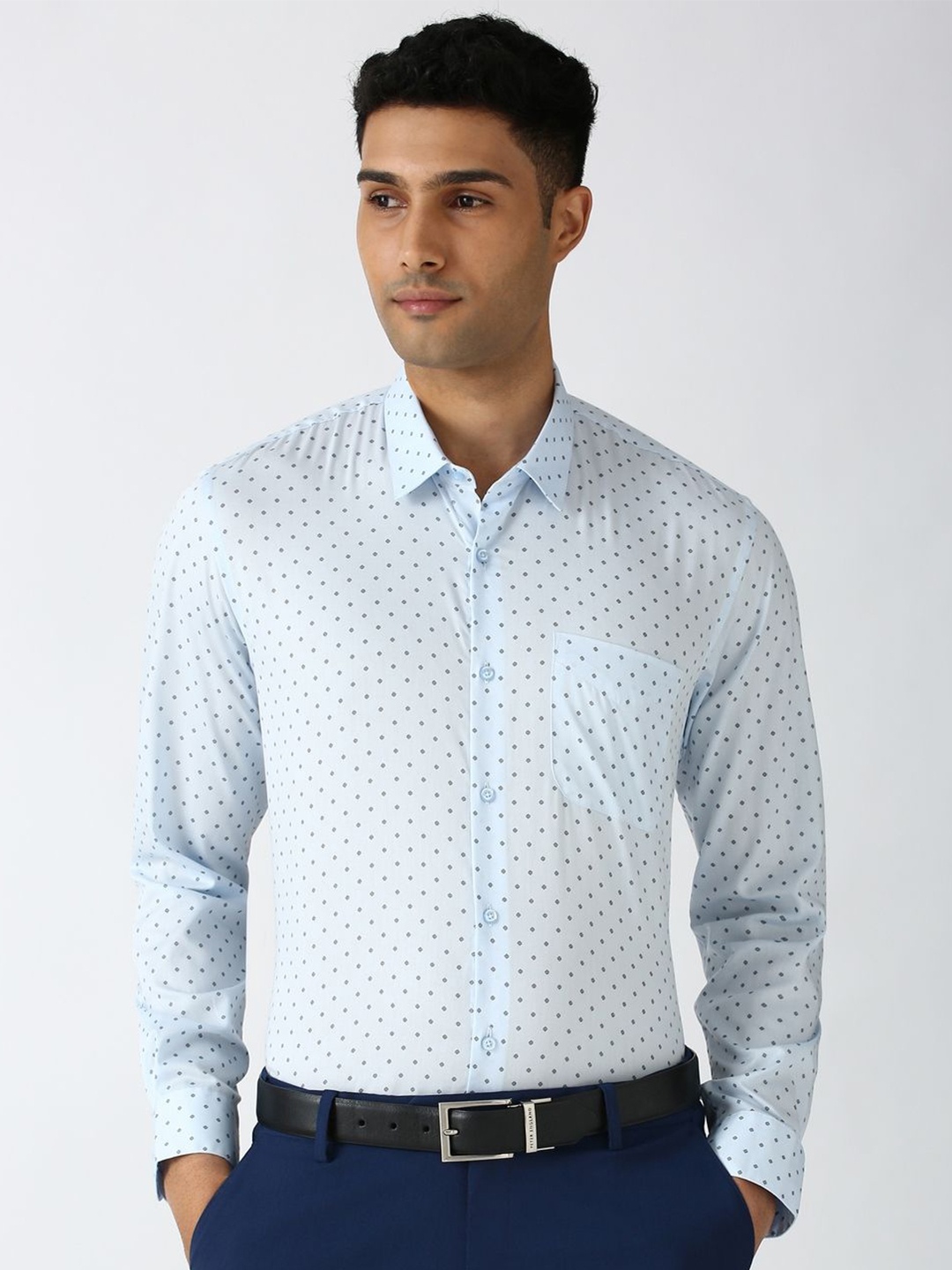 

Peter England Men Slim Fit Opaque Printed Formal Shirt, Blue