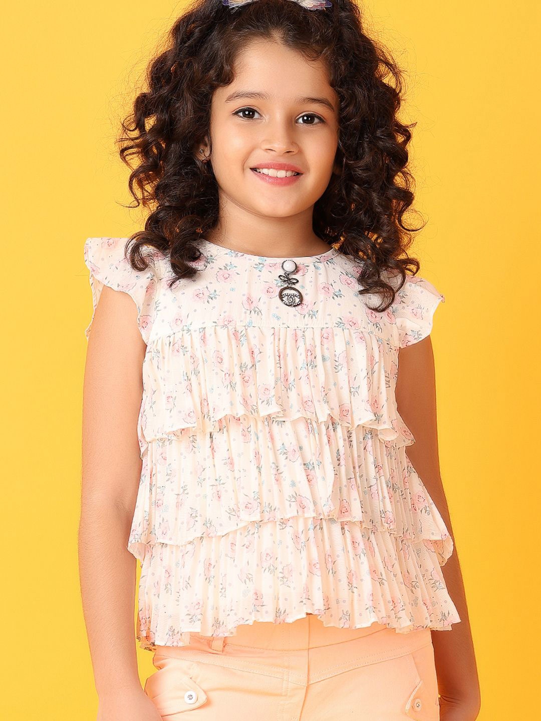 

V-Mart Girls Printed Top with Capris, Beige