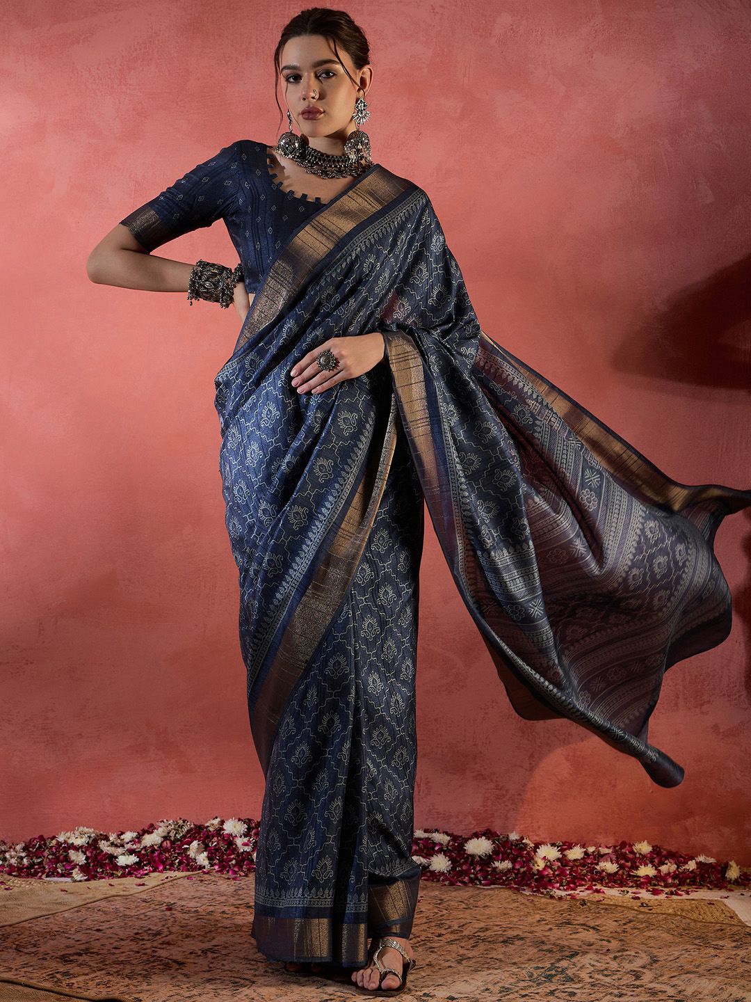 

Saree mall Bagh Zari Silk Blend Sungudi Sarees, Navy blue