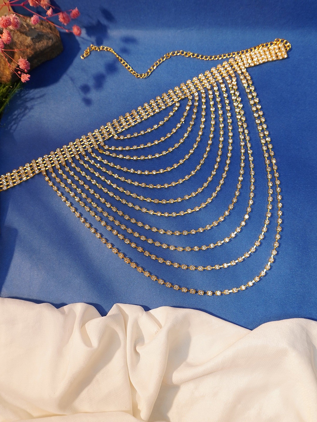 

Niscka Gold-Plated Necklace