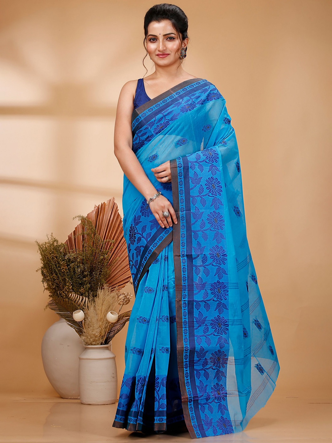 

PuJoy Woven Design Pure Cotton Taant Saree, Blue
