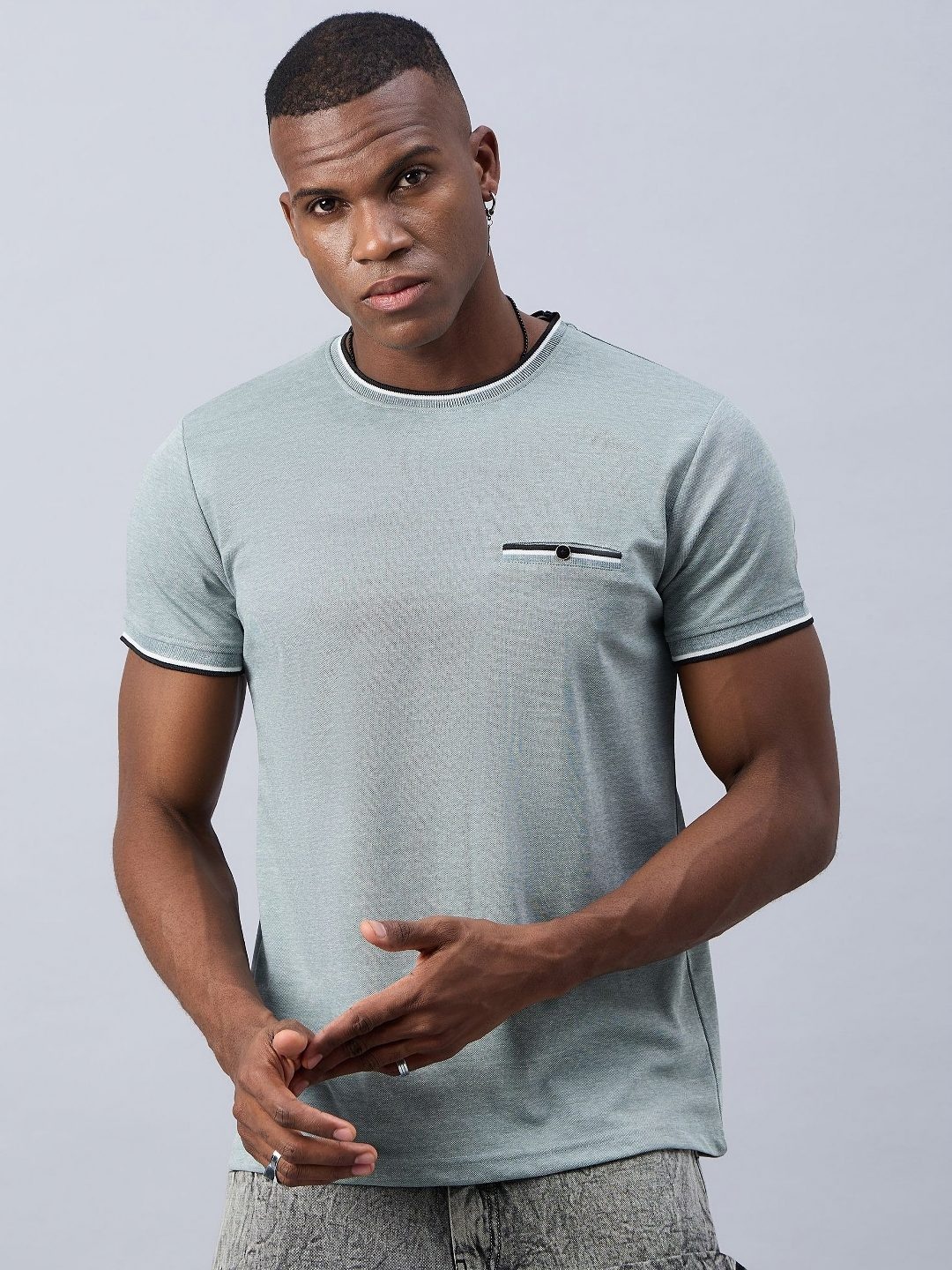 

REPRISE Men High Neck Pockets Slim Fit T-shirt, Green
