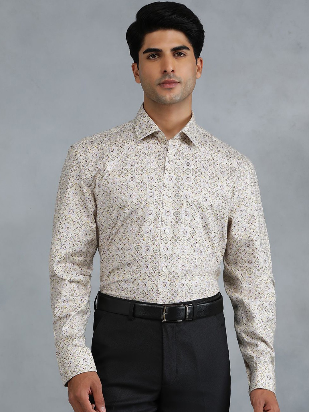 

JADE BLUE Men Floral Opaque Printed Casual Shirt, Cream